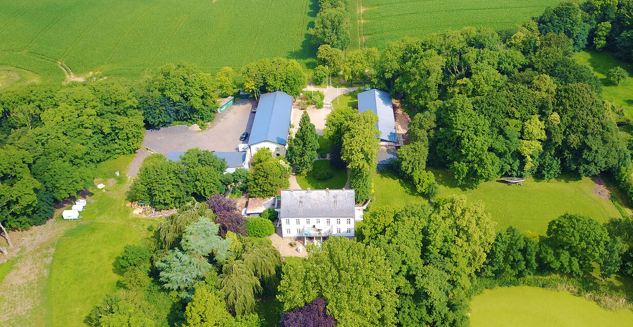 Luftaufnahme Wittkielhof Luftbild vom Firmengebäude der Wittkiel Gruppe